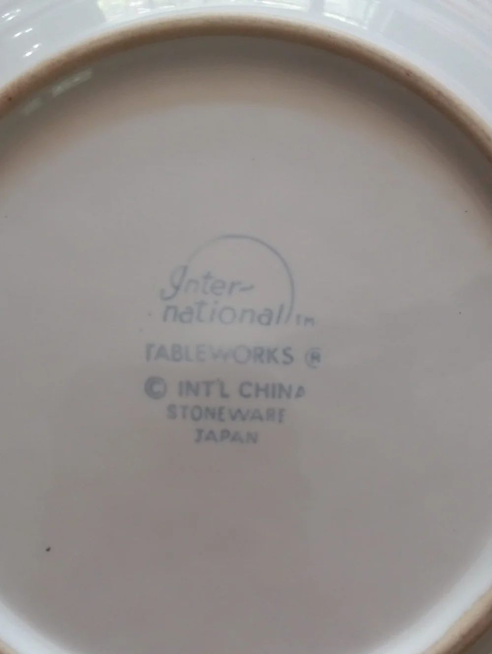 Set of 2 International Tableworks Bowls - White Maple Pattern YM001